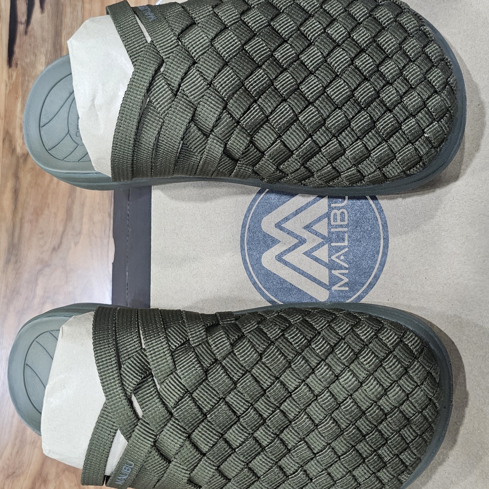 Woven Malibu Olive Green Clogs - Picture 5 of 7